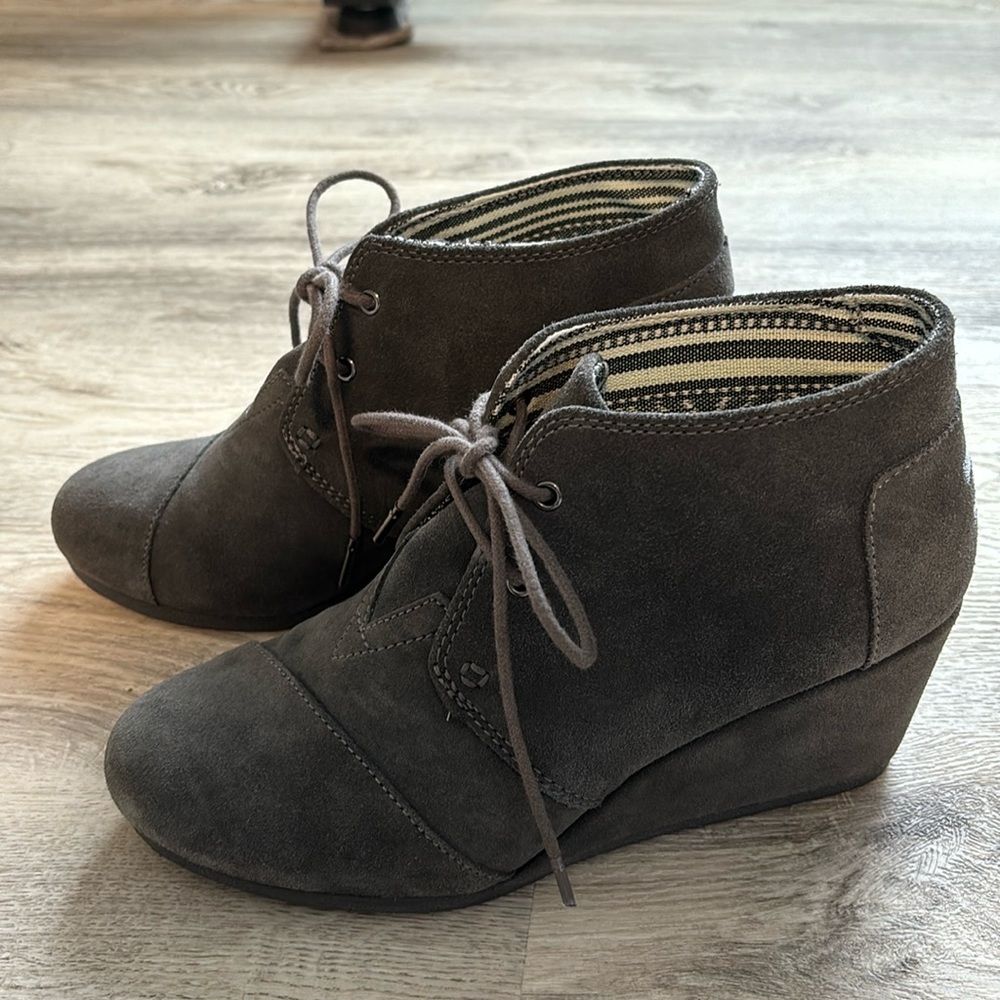TOMS Desert Wedge Bootie